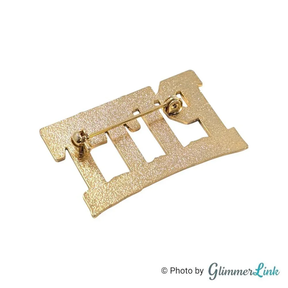 Sparkly Blue Enamel Pitt Name Las Name Gold Tone Brooch